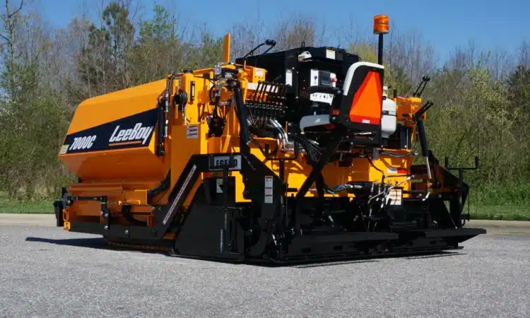 LeeBoy - Asphalt Paver 7000C LeeBoy - Asphalt Paver 7000C