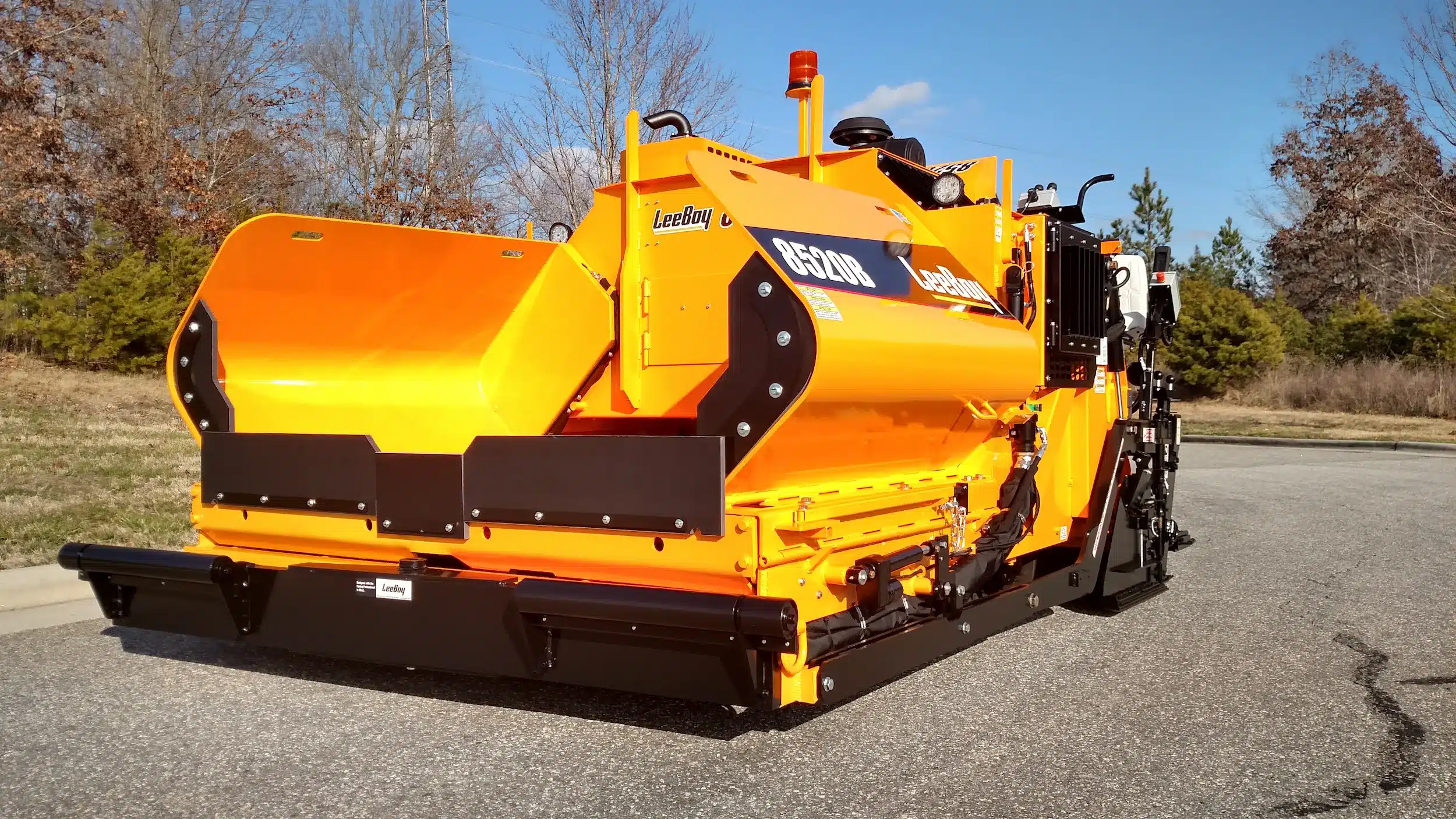 LeeBoy - Asphalt Paver 8520B LeeBoy - Asphalt Paver 8520B