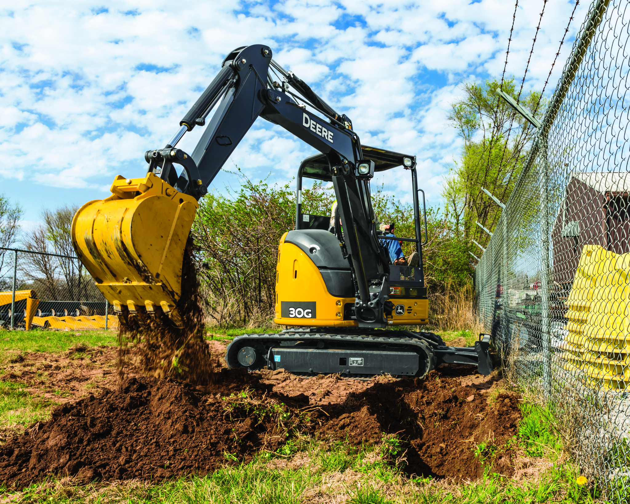 5c907749-d267-497a-ba6b-64fd10fc5620 INTRODUCING THE JOHN DEERE 30G COMPACT EXCAVATOR